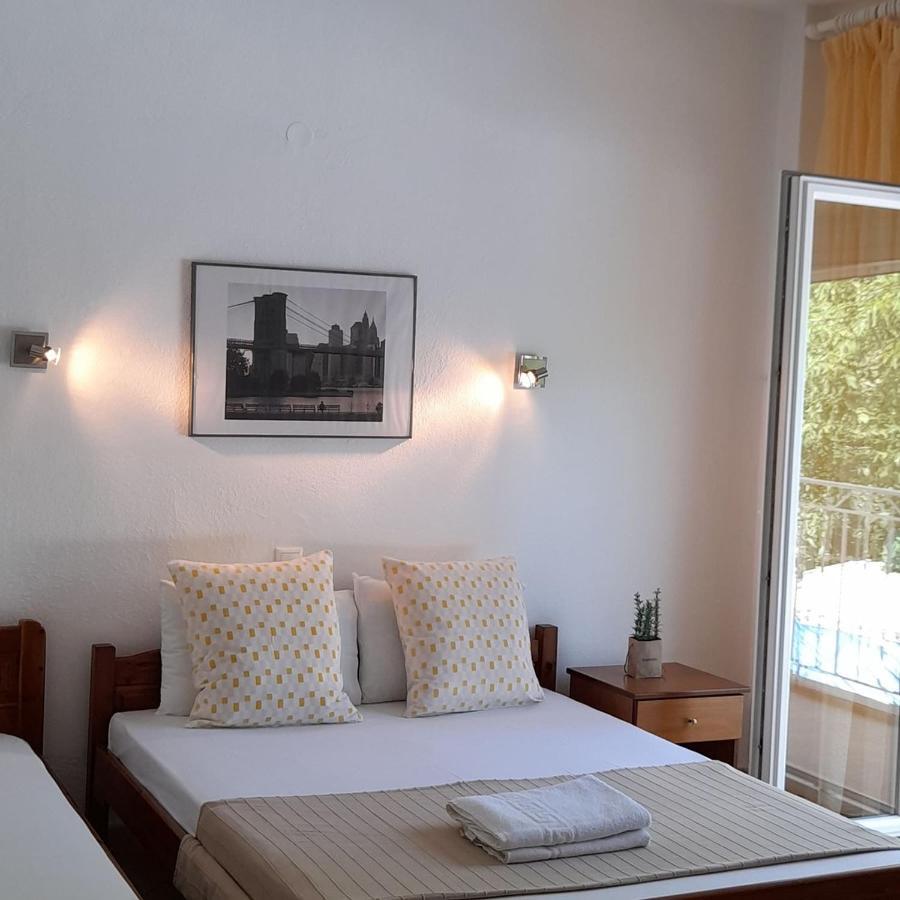 Akrogiali Apartments Paralía Skotínis Екстериор снимка