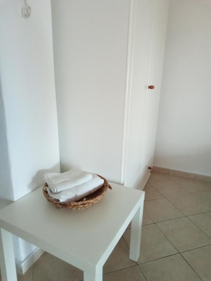 Akrogiali Apartments Paralía Skotínis Екстериор снимка